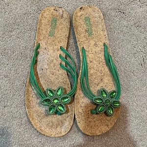 Kenneth Cole Reaction flip flops